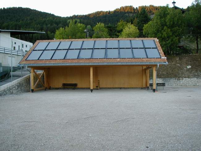 Thermische Solaranlage und Biomassekessel